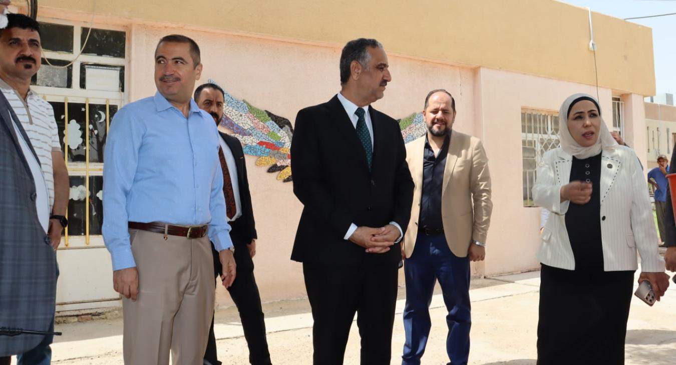 The College of Veterinary Medicine at the University of Fallujah had the honor of receiving a distinguished visit from the President of the University, Prof. Dr. Ahmed Suleiman Hamid, on the morning of Wednesday, September 3, 2025. He was warmly welcomed by the Dean of the College, Asst. Prof. Dr. Hadeel Mohammed Fayyadh, along with the associate deans, heads of scientific departments, and a number of faculty members.  During the visit, the University President expressed his appreciation for the College’s e