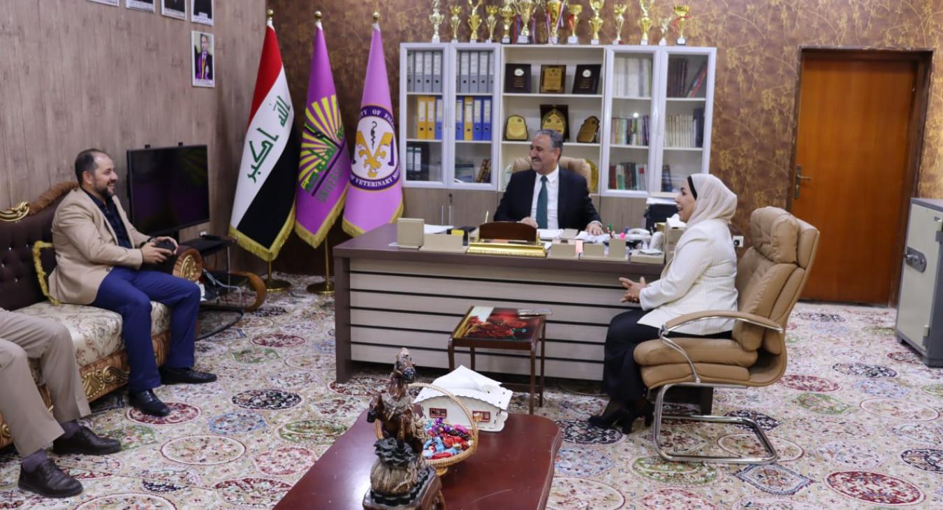The College of Veterinary Medicine at the University of Fallujah had the honor of receiving a distinguished visit from the President of the University, Prof. Dr. Ahmed Suleiman Hamid, on the morning of Wednesday, September 3, 2025. He was warmly welcomed by the Dean of the College, Asst. Prof. Dr. Hadeel Mohammed Fayyadh, along with the associate deans, heads of scientific departments, and a number of faculty members.  During the visit, the University President expressed his appreciation for the College’s e