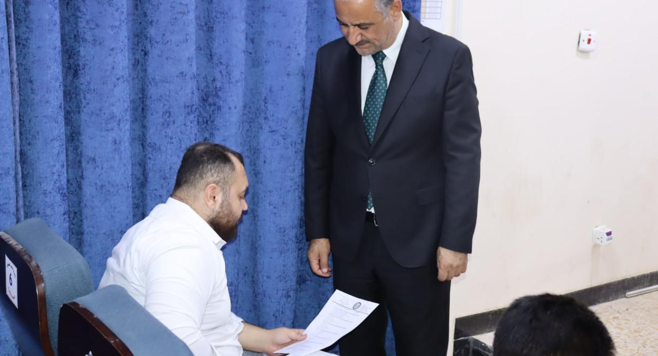The College of Veterinary Medicine at the University of Fallujah had the honor of receiving a distinguished visit from the President of the University, Prof. Dr. Ahmed Suleiman Hamid, on the morning of Wednesday, September 3, 2025. He was warmly welcomed by the Dean of the College, Asst. Prof. Dr. Hadeel Mohammed Fayyadh, along with the associate deans, heads of scientific departments, and a number of faculty members.  During the visit, the University President expressed his appreciation for the College’s e