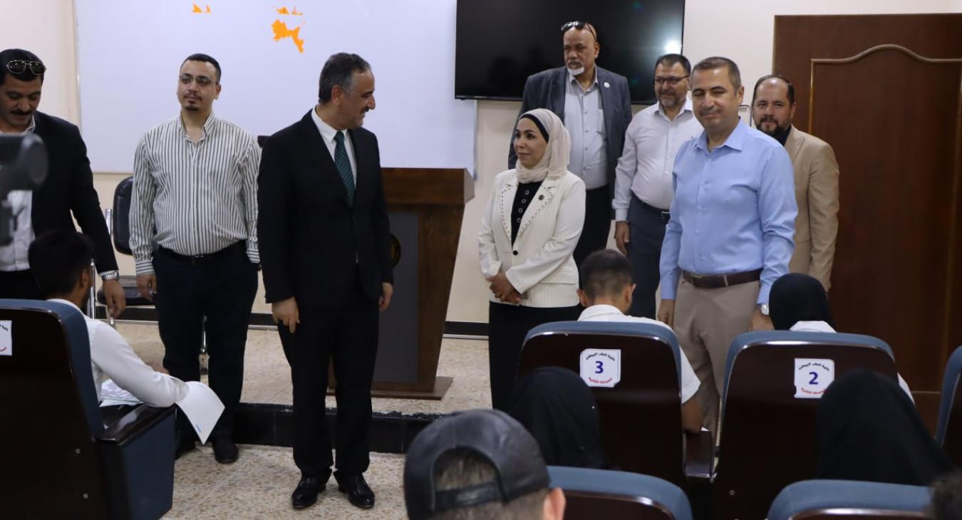 The College of Veterinary Medicine at the University of Fallujah had the honor of receiving a distinguished visit from the President of the University, Prof. Dr. Ahmed Suleiman Hamid, on the morning of Wednesday, September 3, 2025. He was warmly welcomed by the Dean of the College, Asst. Prof. Dr. Hadeel Mohammed Fayyadh, along with the associate deans, heads of scientific departments, and a number of faculty members.  During the visit, the University President expressed his appreciation for the College’s e