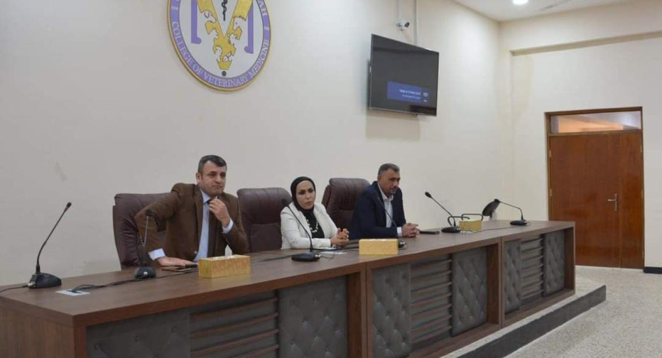 The Deanship of the College of Veterinary Medicine Holds a Meeting with College Students.