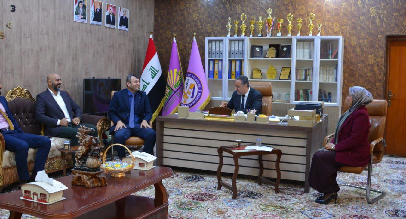 The first visit of the University President (Prof. Dr. Ahmed Suleiman Hamad) to the College of Veterinary Medicine