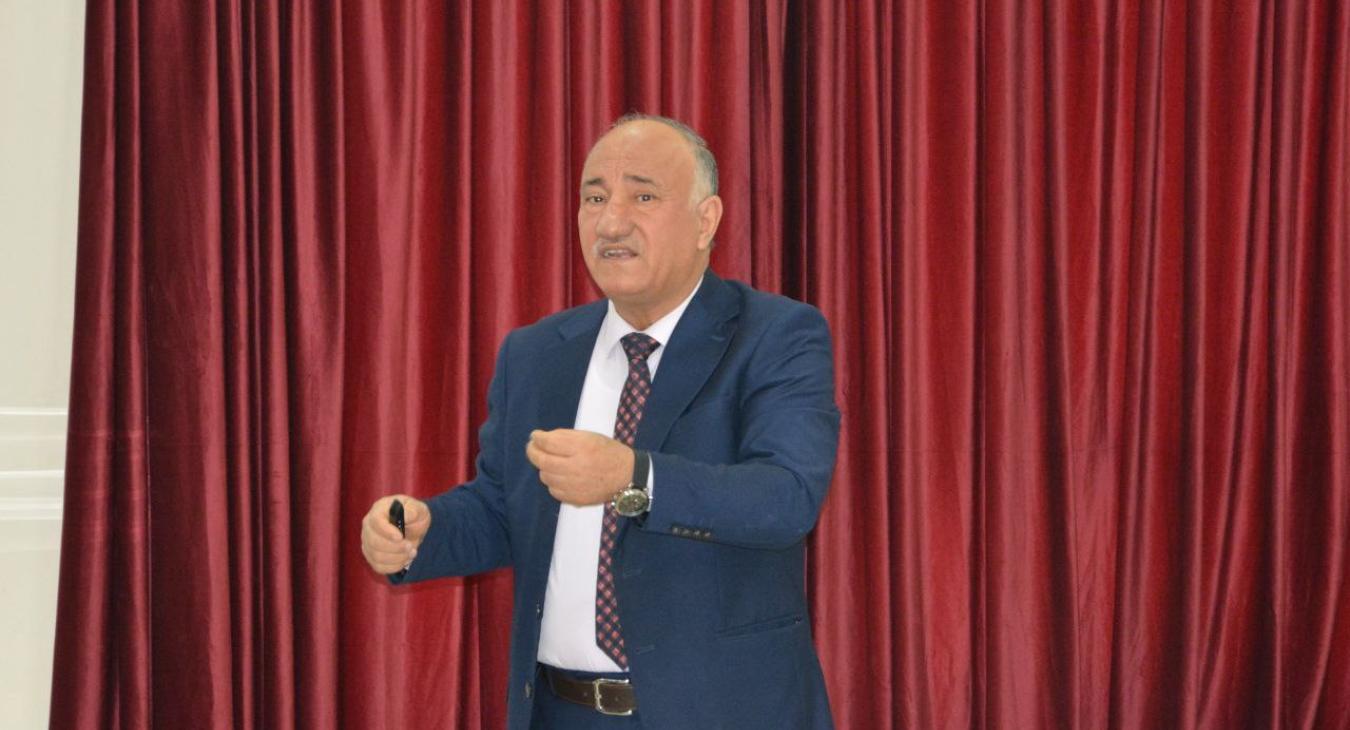 The College of Veterinary Medicine Organizes a Workshop on the Mechanism of Weed and Insect Control.