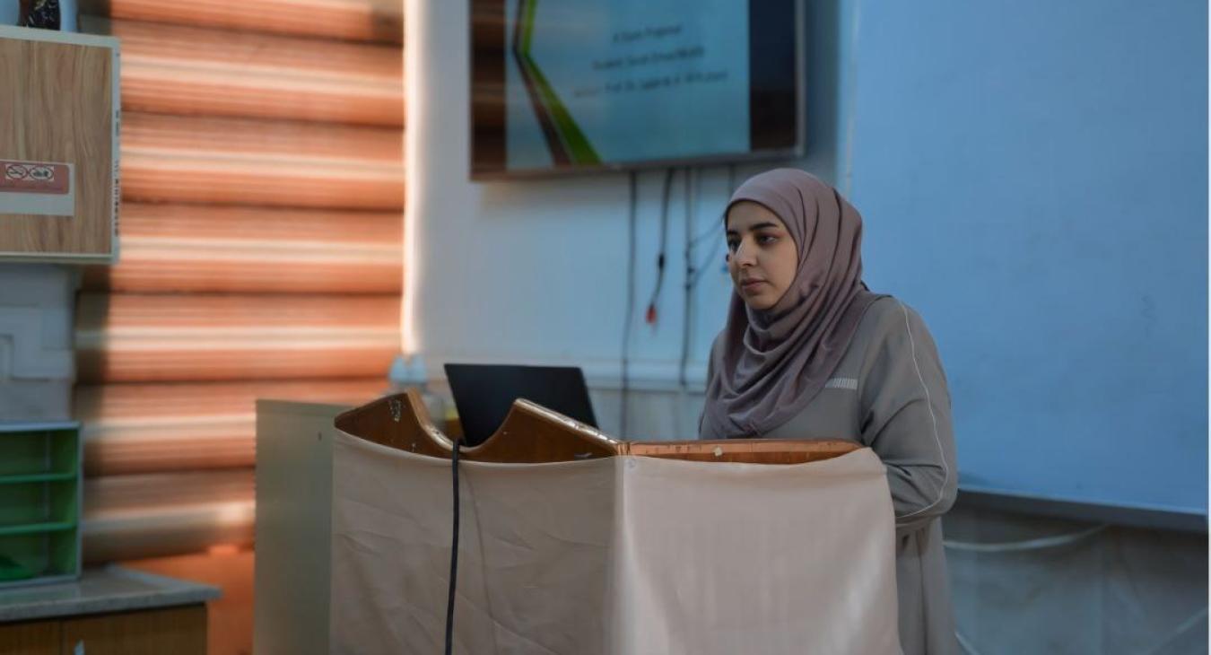 The Department of Internal and Preventive Medicine discusses seminars presented by graduate students at the college.