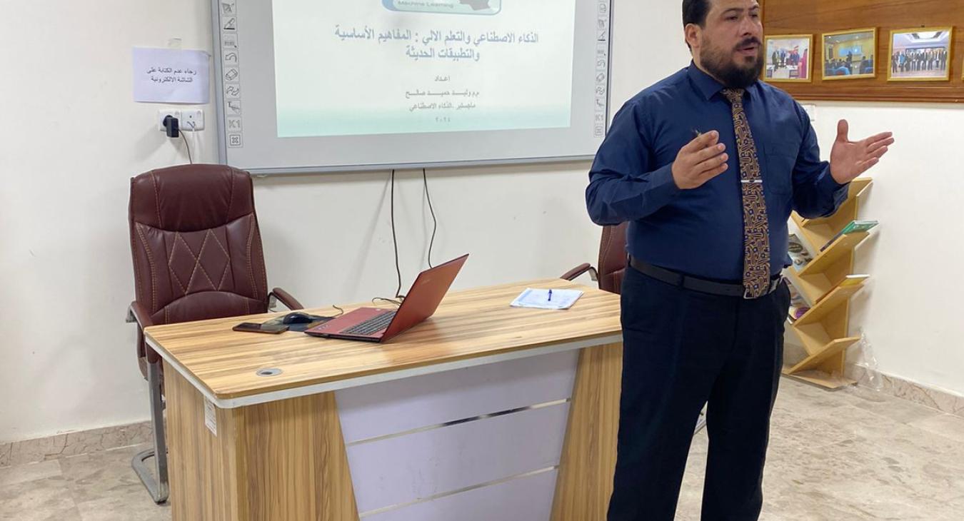 A-faculty-member-from-our-college,-Assist.-Lect.-Waleed-Hameed-Saleh,-organized-a-scientific-lecture-at-the-Continuing-Education-Center.