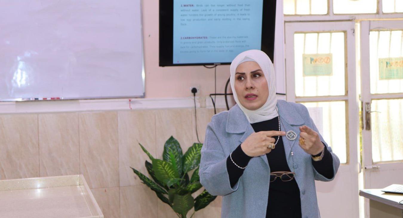 The College of Veterinary Medicine at Fallujah University organizes a training course on poultry feeding techniques and nutritional deficiency diseases.